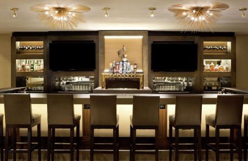 Dallas Hotel | DoubleTree by Hilton Hotel Dallas Campbell Centre