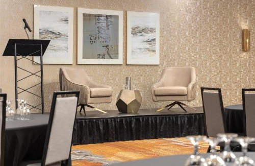 Rosemount Hotel | DoubleTree by Hilton Kitchener