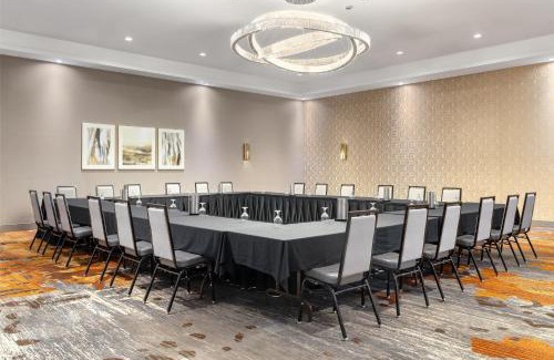 Rosemount Hotel | DoubleTree by Hilton Kitchener