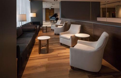 Downtown London Hotel | Doubletree by Hilton London