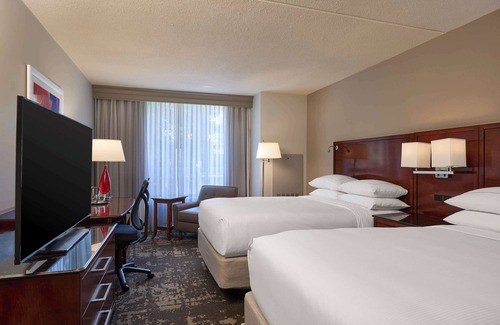 South Loop Hotel | DoubleTree by Hilton Minneapolis Airport, MN
