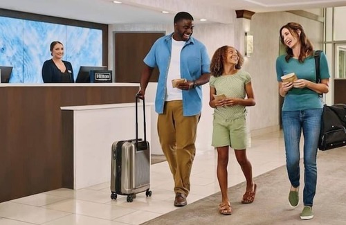 Owatonna Hotel | DoubleTree by Hilton Owatonna