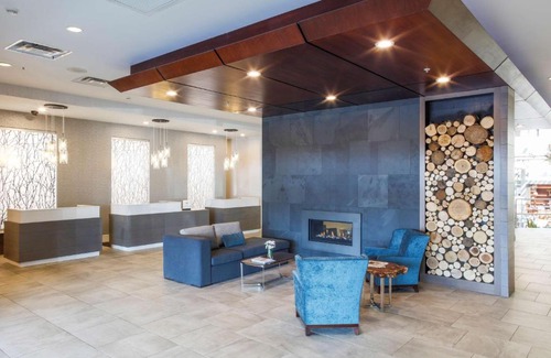 Rochester Hotel | DoubleTree by Hilton Rochester