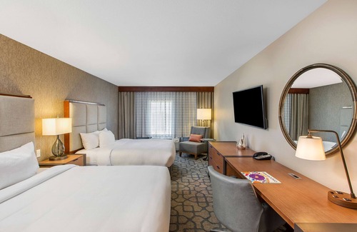 Wetmore Hotel | DoubleTree by Hilton San Antonio Northwest