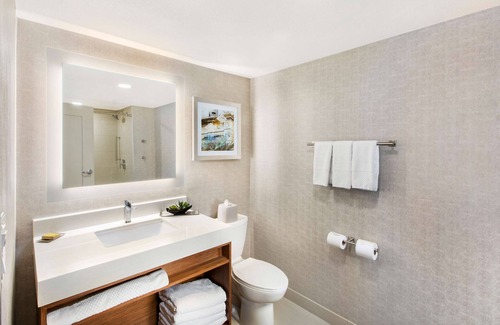 Wetmore Hotel | DoubleTree by Hilton San Antonio Northwest
