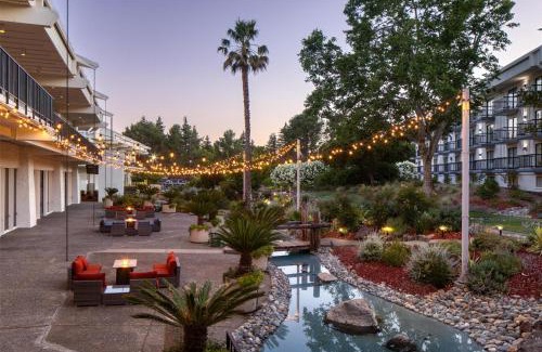 Sacramento Hotel | DoubleTree By Hilton Sacramento