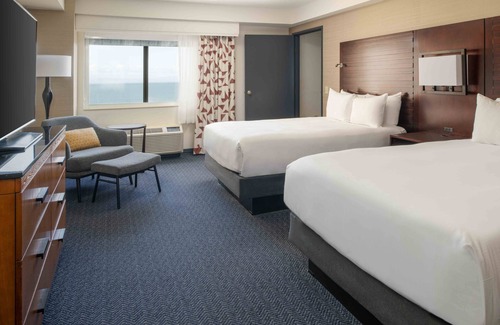 Burlingame Hotel | DoubleTree by Hilton San Francisco Airport