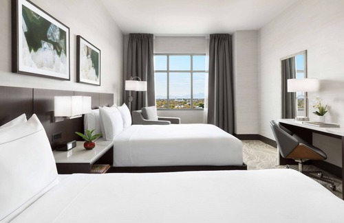 Downtown Tucson Hotel | DoubleTree by Hilton Tucson Downtown Convention Center