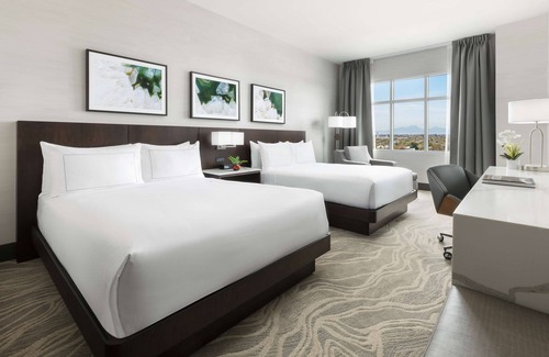 Downtown Tucson Hotel | DoubleTree by Hilton Tucson Downtown Convention Center