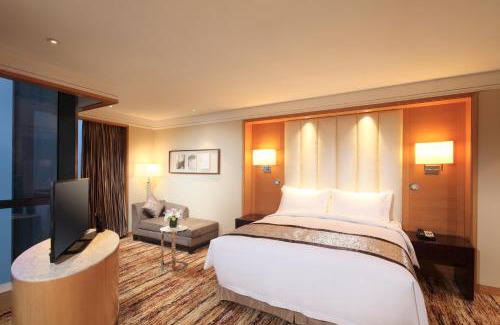 Jinghu District Hotel | DoubleTree by Hilton Wuhu