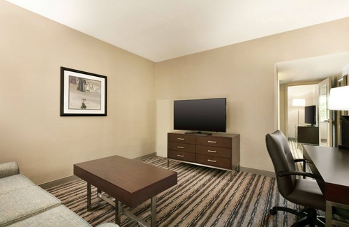 Bausman Resort | DoubleTree Resort by Hilton Lancaster
