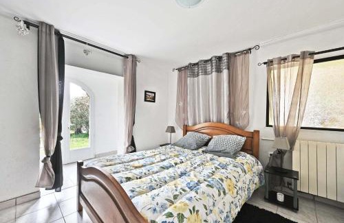 Les Ollieres-sur-Eyrieux Apartment | Douceur Di'vignes - Appt avec piscine