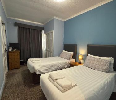 Banchory Hotel | Douglas Arms Hotel