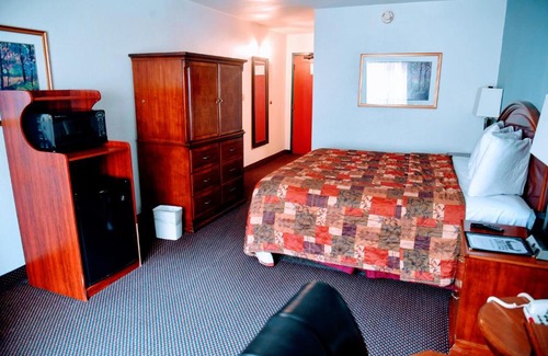 Douglas Hotel | Douglas Inn and Conference Center