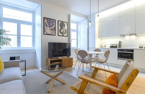 Santa Maria Maior Apartment | Douradores Townhouse - 201