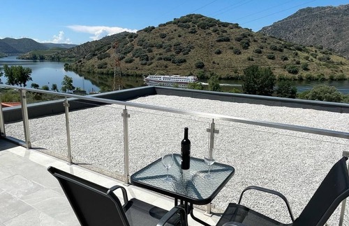 Cabanas de Baixo Cottage | Douro Elegance Suites