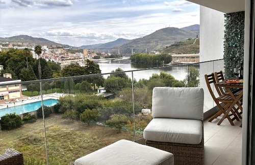 Peso da Regua Apartment | Douro Escape - Riverfront Apartment