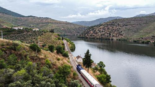 Vila Nova de Foz Coa Apartment | DOURO RIVER VIEW FAMILY RETREAT 3BD Apartment