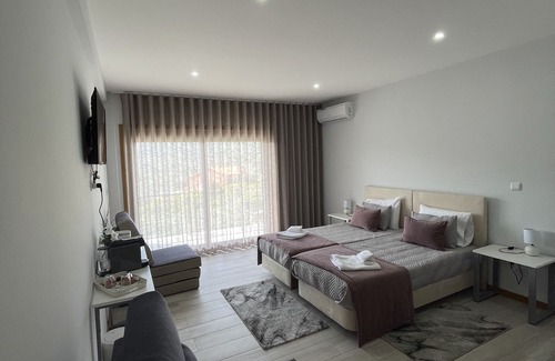 Cabanas de Baixo Hotel | Douro Visit House