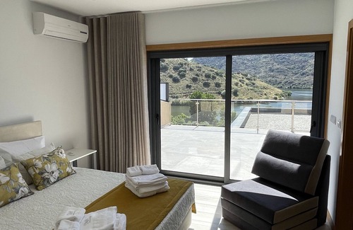 Cabanas de Baixo Hotel | Douro Visit House