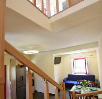 Hydra Apartment | Douskos Porta Rossa
