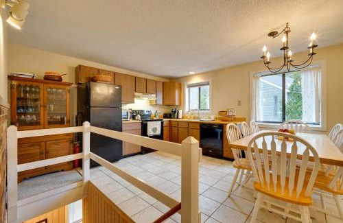 West Dover Apartment | Dover Condo with Grill and Balcony 3 Mi to Mt Snow!