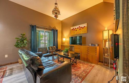 Lake Placid Apartment | Downhill Lodge Condominium
