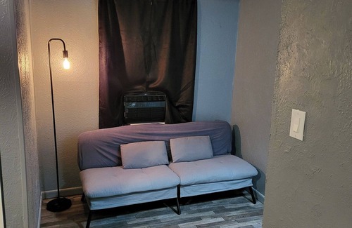 Gatesville Apartment | Downstairs 2-bedroom apartment with WiFi, AC in Gatesville