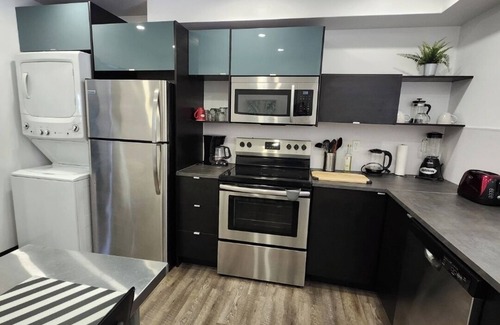 Sudbury Apartment | Downtown 1 bedroom Apt - Ensuite Laundry