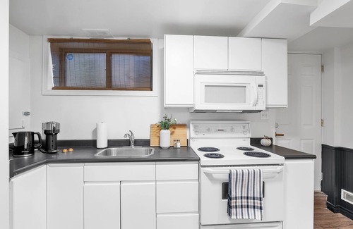 Old Town Apartment | Downtown 1 bedroom apartment