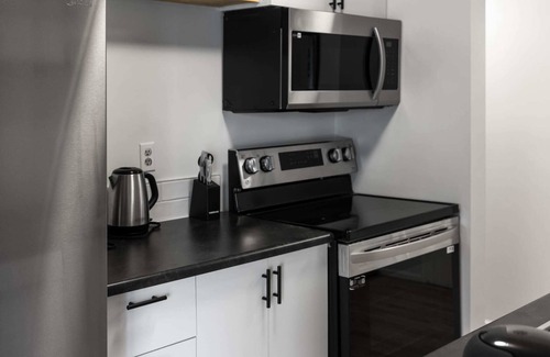 Fort McMurray Apartment | Downtown 1BR | Top Floor w/ View | Free Parking