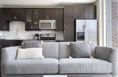 Waller Creek District Apartment | Downtown 1br w gym pool deck nr capitol ATX-192