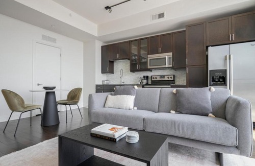 Waller Creek District Apartment | Downtown 1br w gym pool deck nr capitol ATX-192