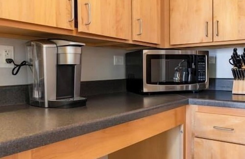 The Loop Condo | Downtown 2bd #5 +Gym near Park, Lake, Museums