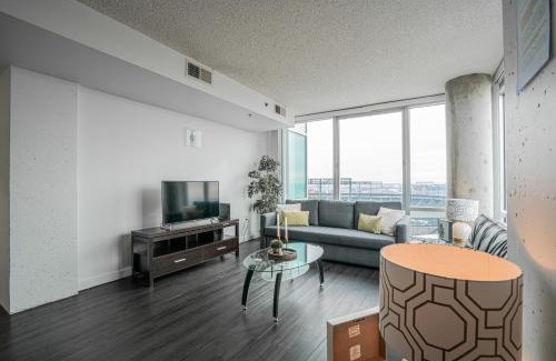 Downtown West Apartment | Downtown 2BR Apartment near Convention Center apts