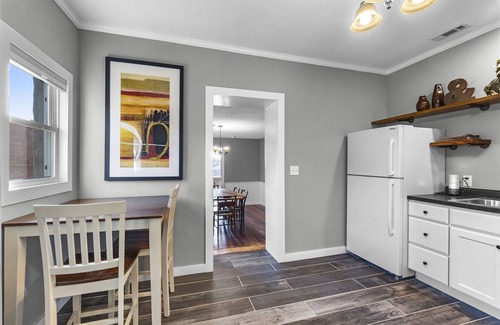 Cape Girardeau Apartment | Downtown 4BR with 2 King Beds! Walking distance to SEMO and the River Front.