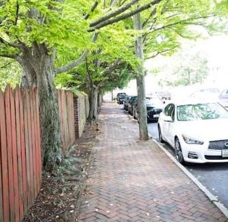 Historic District Apartment | Downtown Annapolis King George 3rd Floor Hideaway