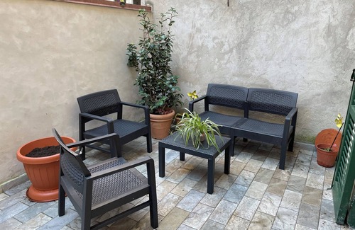 Bettona Apartment | Downtown apartment with 3 bedrooms in the fabulous Bettona with WiFi