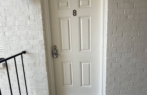 Auburn Condo | Downtown Auburn Retreat- Walking distance to Stadium, Toomer's & More!