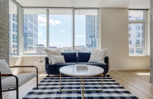 Northwest Bellevue Apartment | Downtown Bellevue 2BR w Lounge Gyms nr shops SEA-122