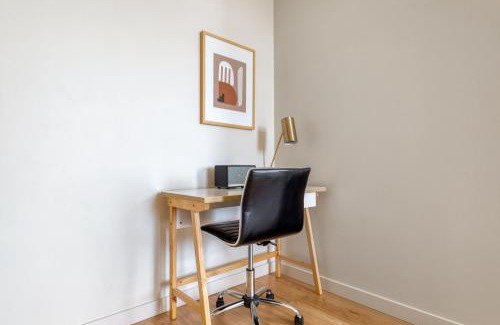 Northwest Bellevue Apartment | Downtown Bellevue 2BR w Lounge Gyms nr shops SEA-122