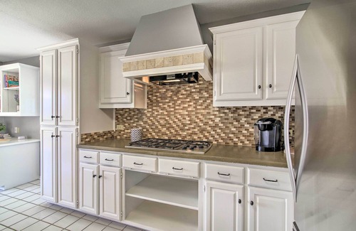 Boerne House | Downtown Boerne Home on Cibolo Creek w/Fire Pit