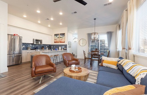 Veterans Park Condo | Downtown Boise, BSU, Adventures!