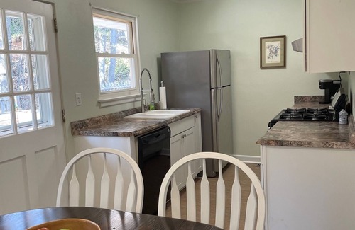 Brevard House | Downtown Brevard Hideaway Steps from Main St Restaurants-Dog Friendly, Fenced