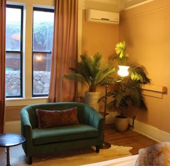 Downtown El Paso Apartment | Downtown Casa Mina Cozy Free Parking