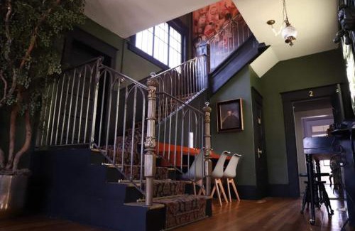 Downtown El Paso Apartment | Downtown Casa Mina Cozy Free Parking