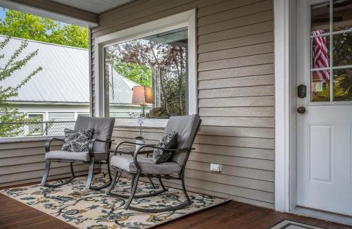 Garden District House | Downtown CDA 3BR 2B with Workspace 8 guests