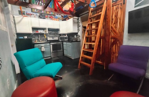 Fort Smith House | Downtown Chop Shop house, HUGE garage pets allowed
