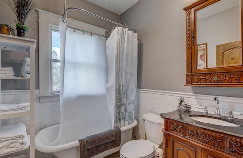Casper House | Downtown Craftsman Home