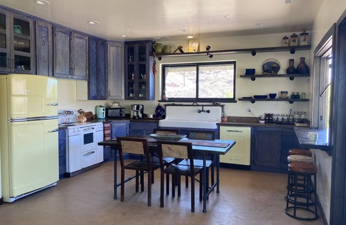 Moab House | Downtown, Dog Friendly, Moab Home with Amazing View